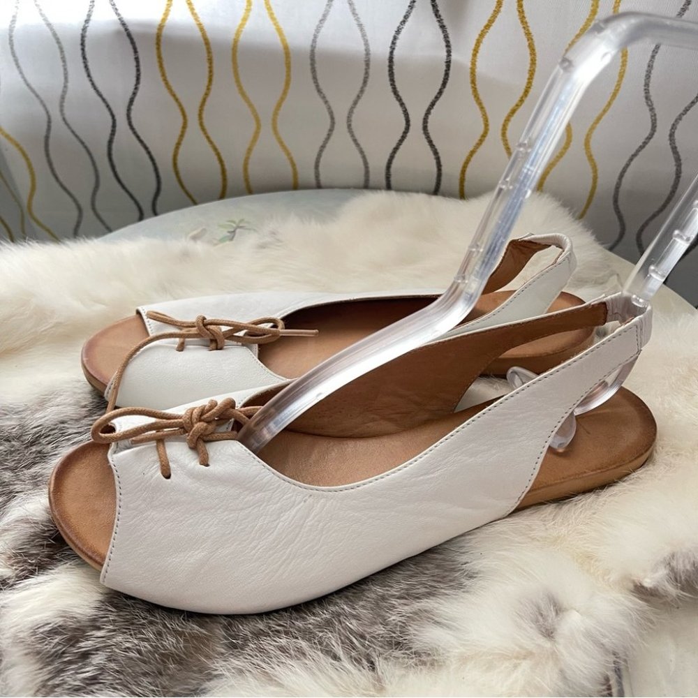 Bueno leather sandals